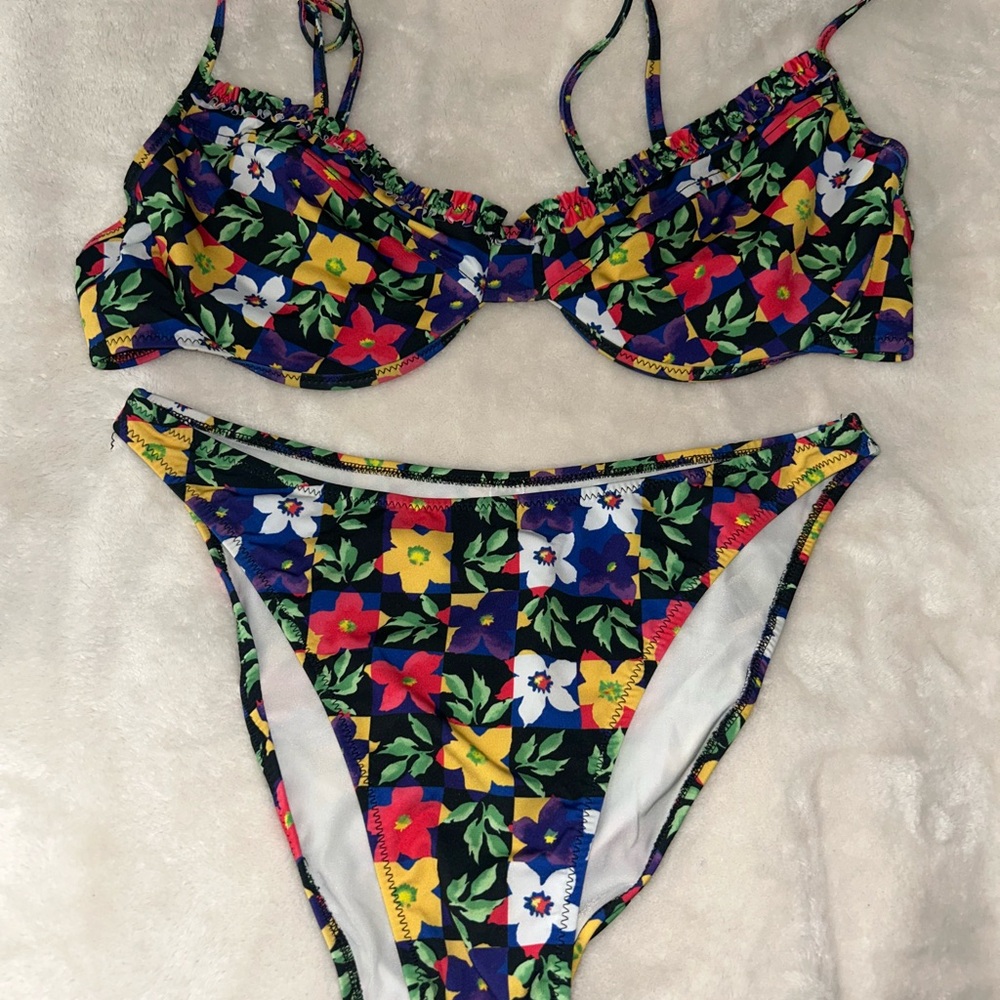 Heavy Manners ‘Miss November’ Floral Bikini Set L